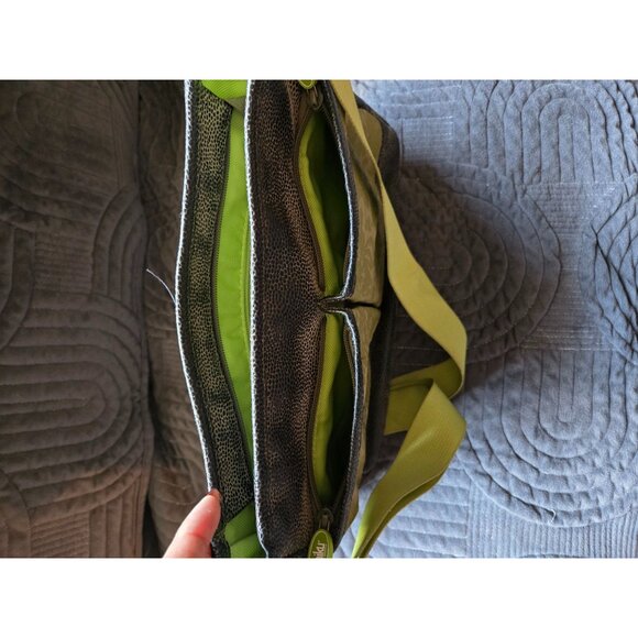 Haiku Womens Green & Gray Crossbody Shoulder Bag With Floral Embroidery - Picture 4 of 6